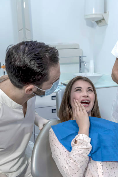 Best Urgent Tooth Repair  in Miami Shores, FL